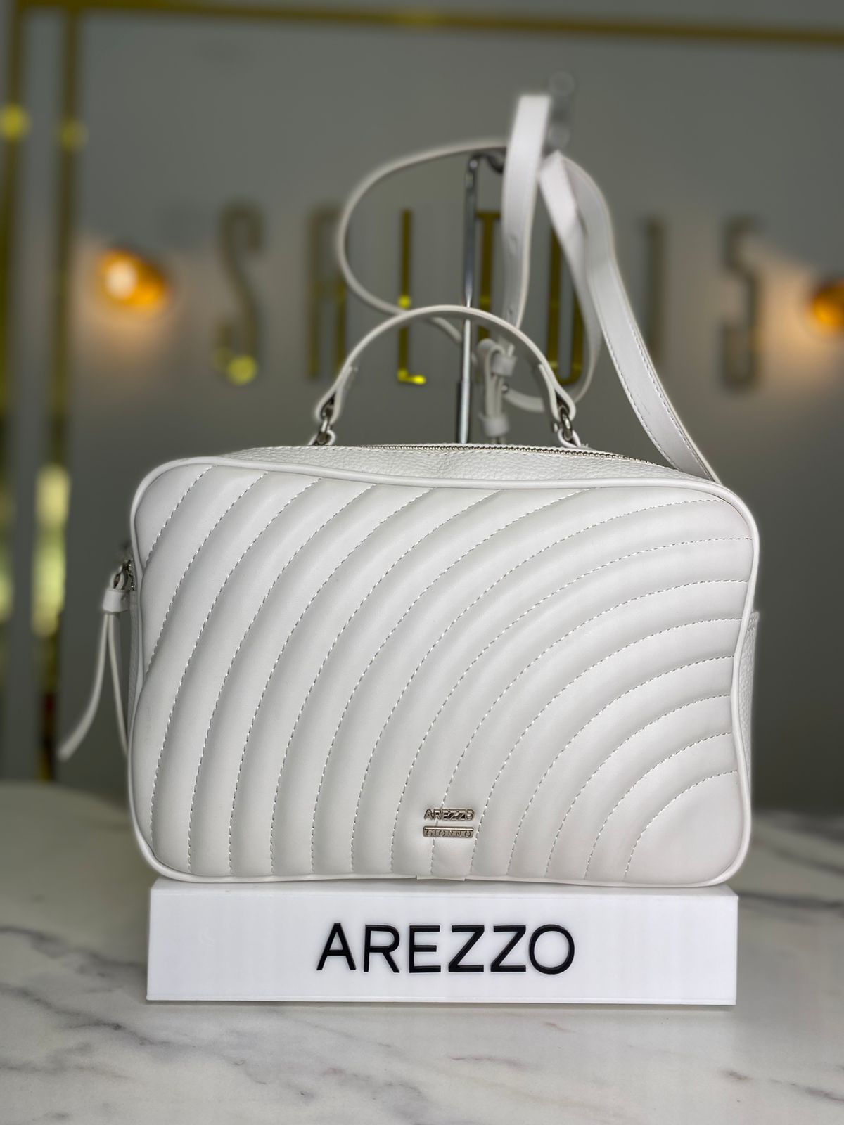 BOLSA AREZZO MEDIA GIORNO BASIC BRANCO INV23